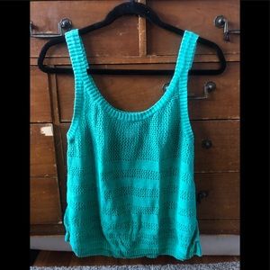 Mossimo top MED 🌺🌺🌺